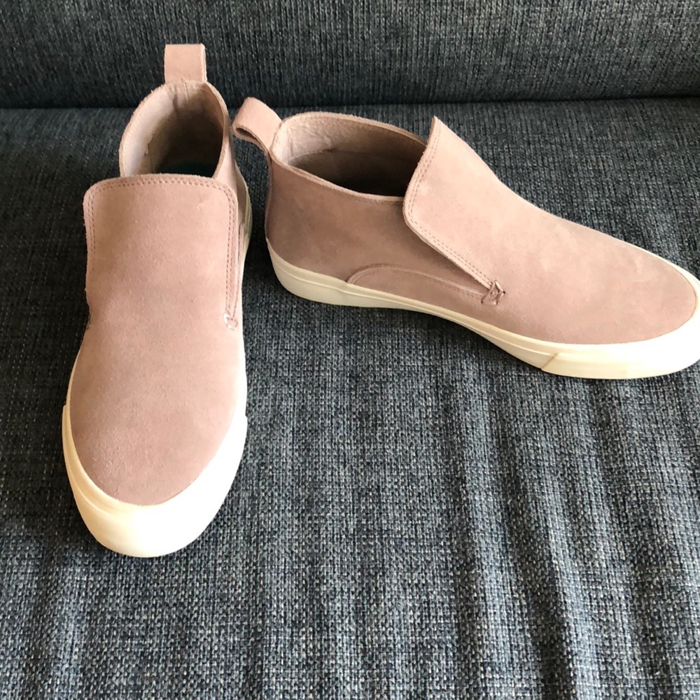 SeaVees Suede Huntington Middie Slipon